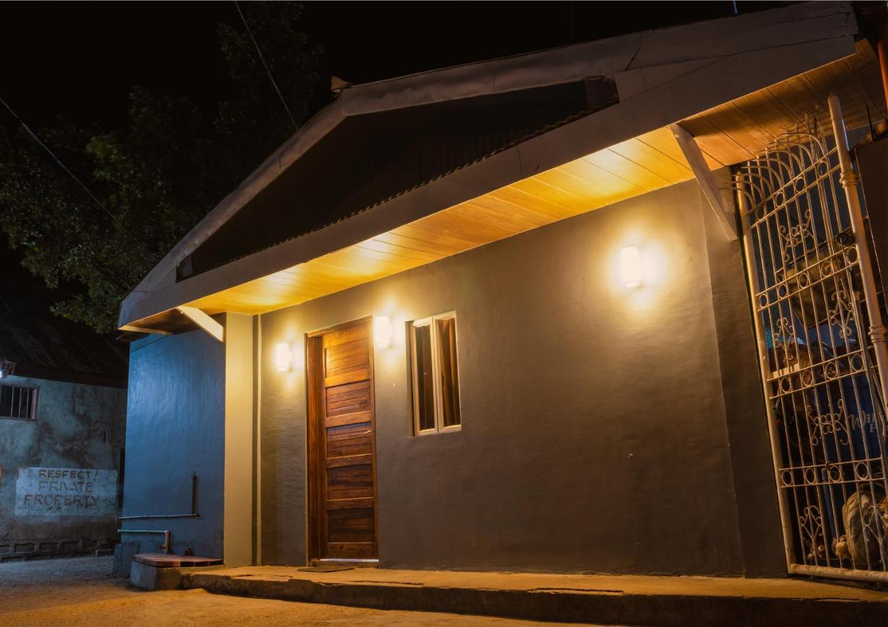 B&B Backpackers Coron Exterior foto