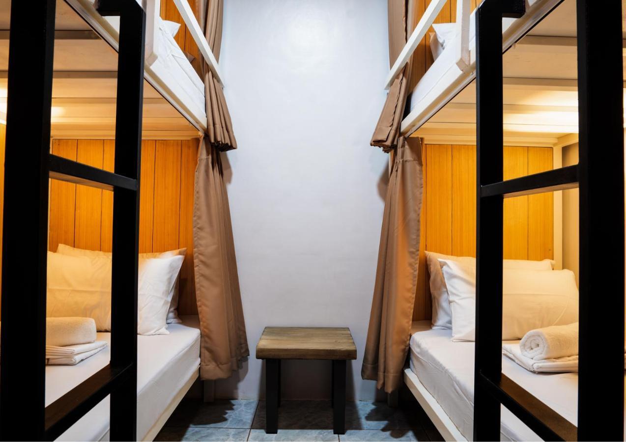 B&B Backpackers Coron Exterior foto